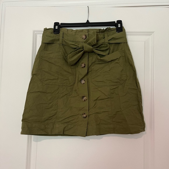Ann Taylor Loft skirt - Picture 1 of 3